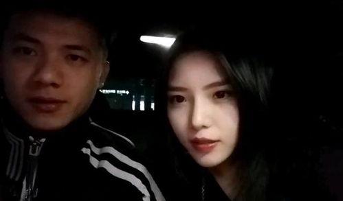 国产给美女舔脚视频